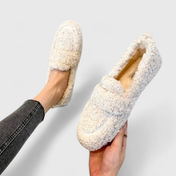 Lucia – Warm and Comfortable Loafers