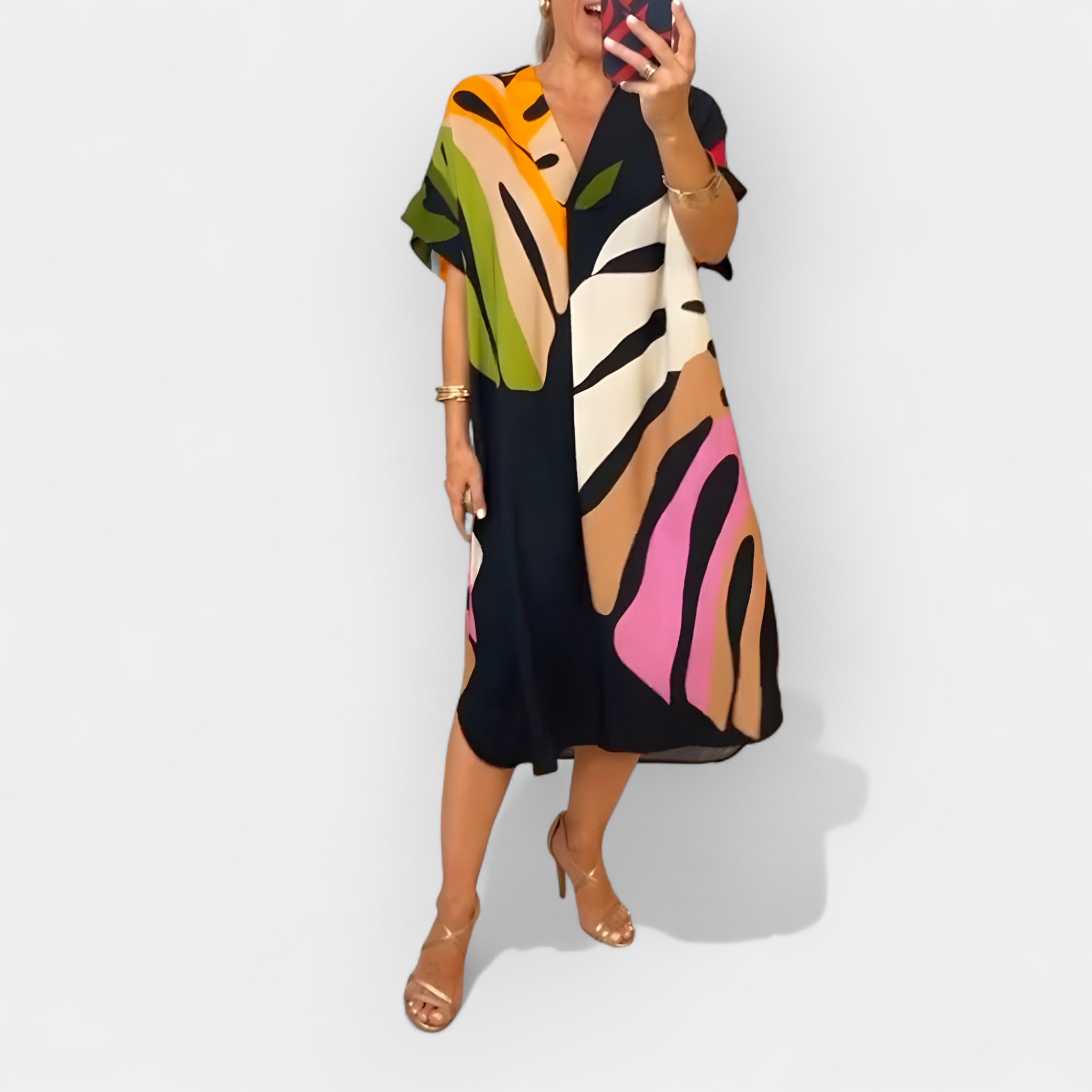 Loose Dress with Leaf Pattern