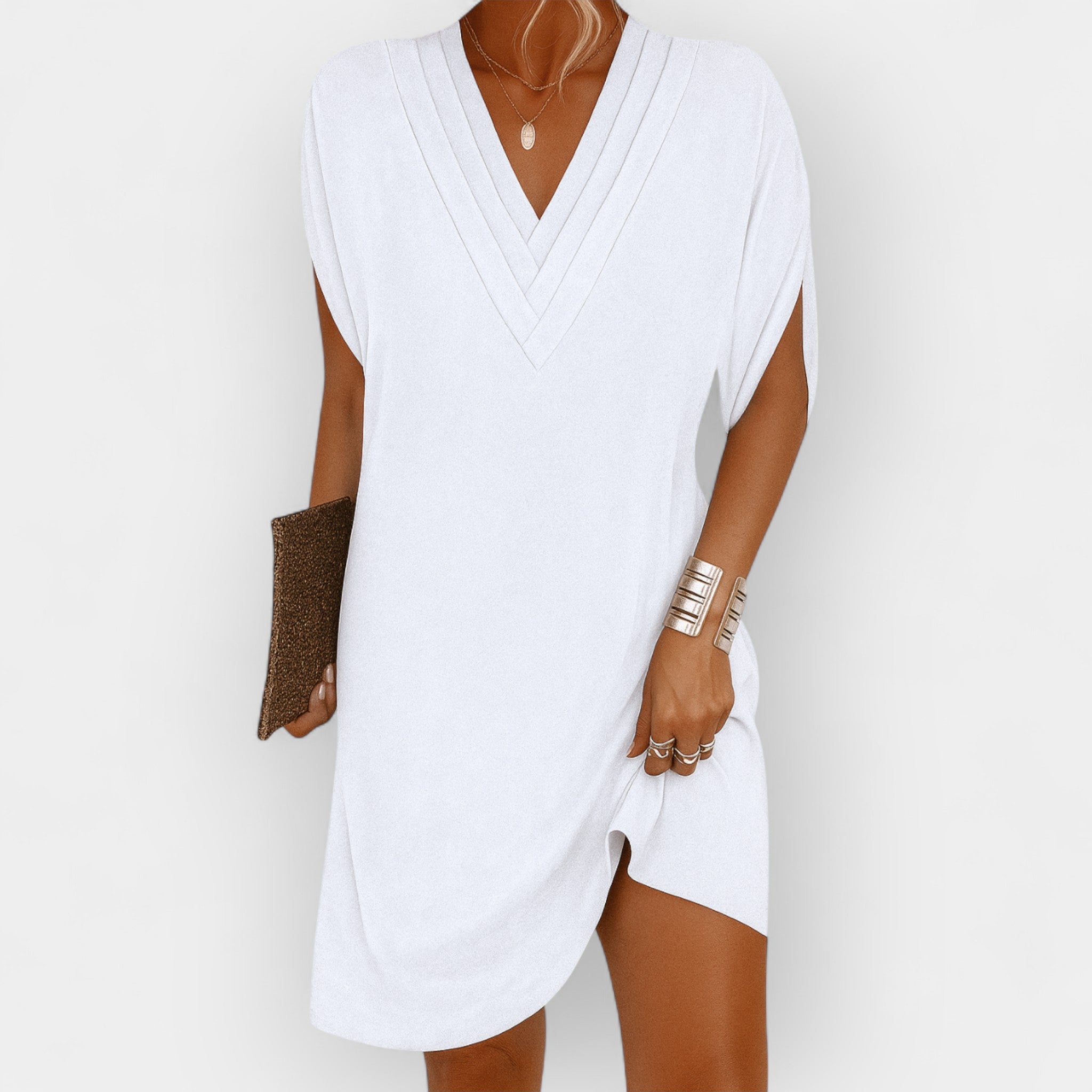 Elegant Dress to Accentuate the Silhouette