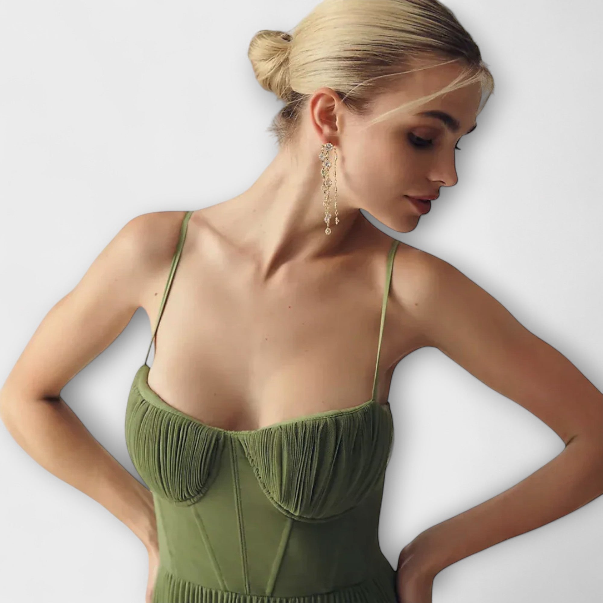 Lucrezia – Elegant Dress with Charm